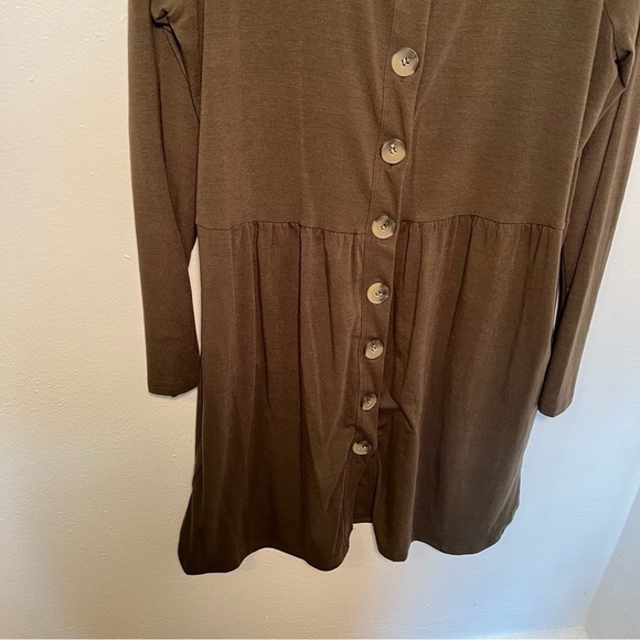 Zenana Shirred Waist Buttoned Cardigan Olive Green - Picture 5 of 12